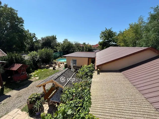 Eladó ház Hajdúböszörmény, Középkert 170 nm