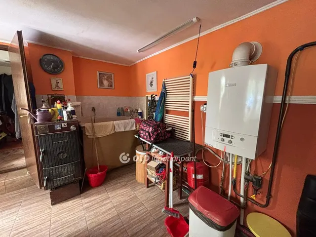 Eladó ház Hajdúböszörmény, Középkert 170 nm