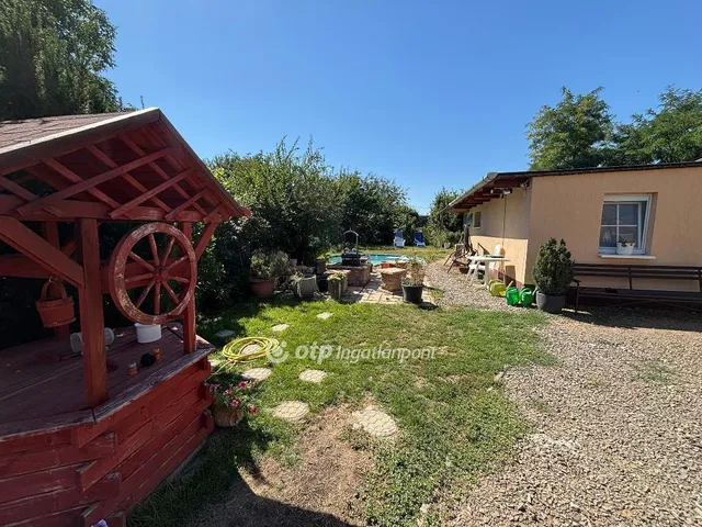 Eladó ház Hajdúböszörmény, Középkert 170 nm