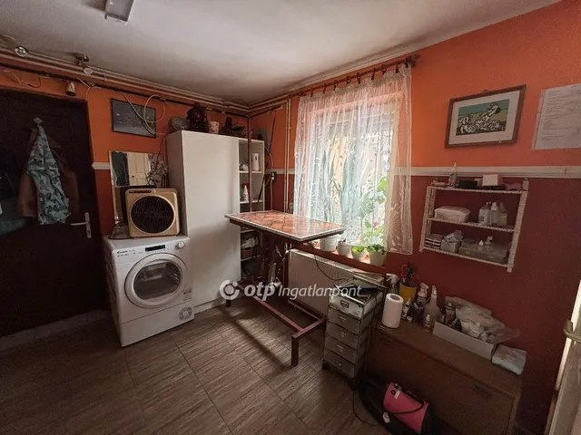 Eladó ház Hajdúböszörmény, Középkert 170 nm