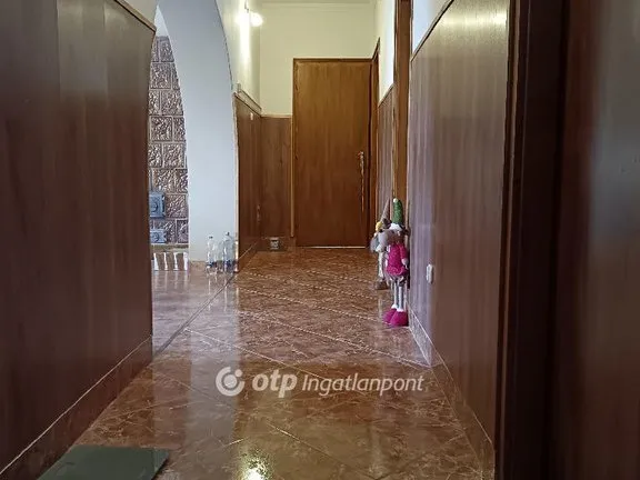 Eladó ház Sáránd 130 nm