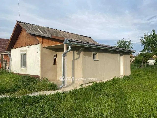 Eladó ház Derecske 46 nm