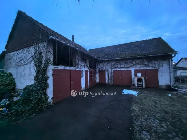 Eladó lakás Hajdúböszörmény 86 nm