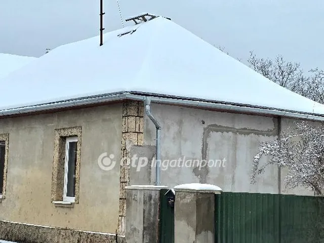 Eladó ház Mikepércs 58 nm