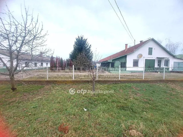 Eladó ház Hosszúpályi 200 nm