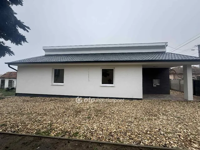 Eladó ház Hosszúpályi 85 nm