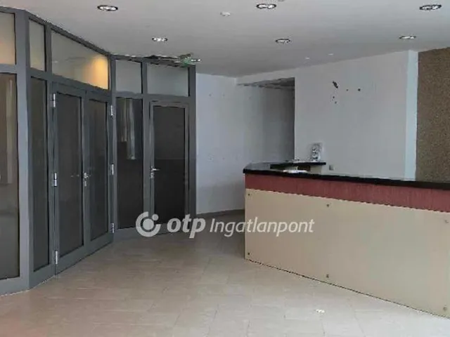 Eladó kereskedelmi és ipari ingatlan Debrecen 510 nm