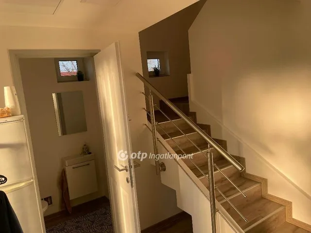 Kiadó ház Ebes 90 nm