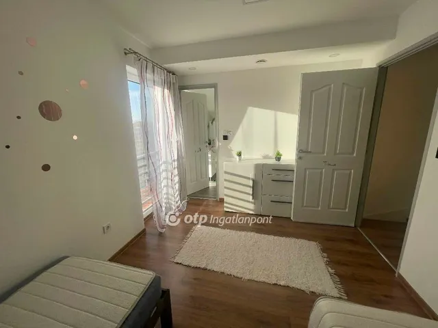 Kiadó ház Ebes 90 nm