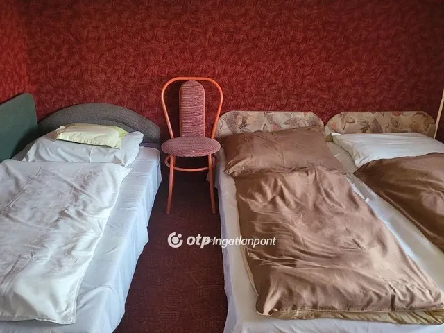 Eladó ház Mikepércs 1050 nm