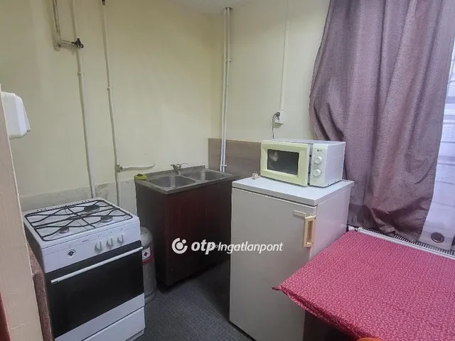 Eladó ház Mikepércs 1050 nm