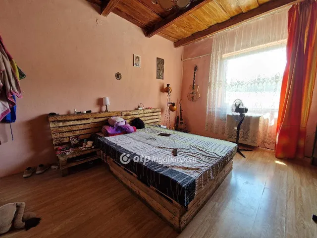 Eladó ház Bagamér 65 nm