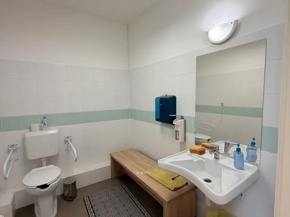 Eladó kereskedelmi és ipari ingatlan Debrecen 104 nm