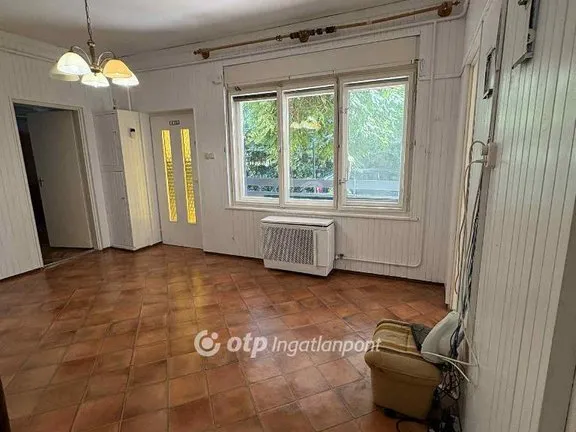 Kiadó ház Hajdúszoboszló 250 nm