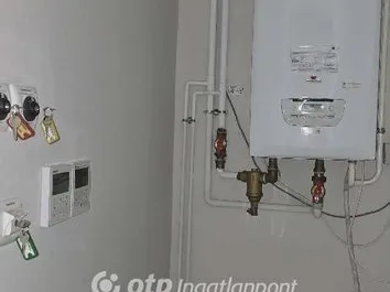Eladó kereskedelmi és ipari ingatlan Polgár 148 nm