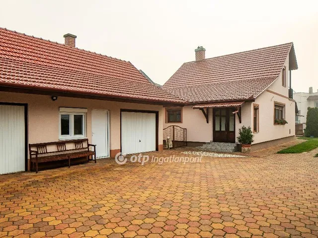 Eladó ház Hajdúszoboszló 147 nm