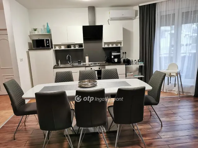 Eladó lakás Hajdúszoboszló 82 nm