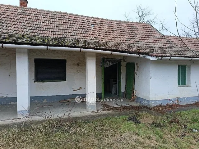 Eladó ház Zsáka 54 nm