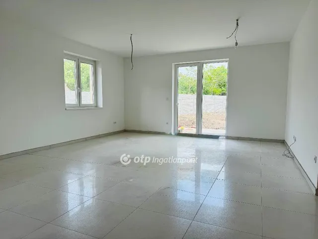 Eladó ház Mikepércs 124 nm
