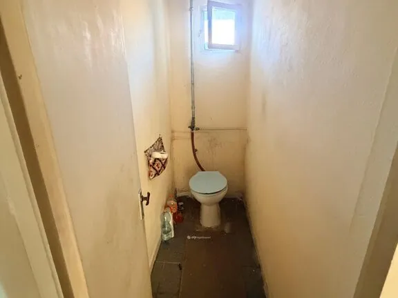 Eladó ház Zsáka 67 nm