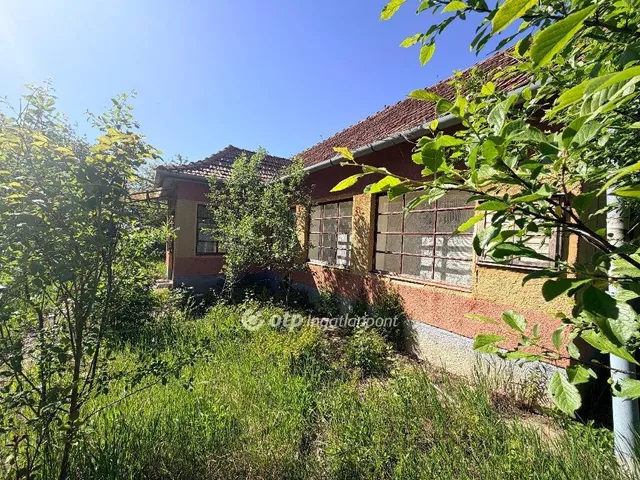 Eladó ház Zsáka 67 nm