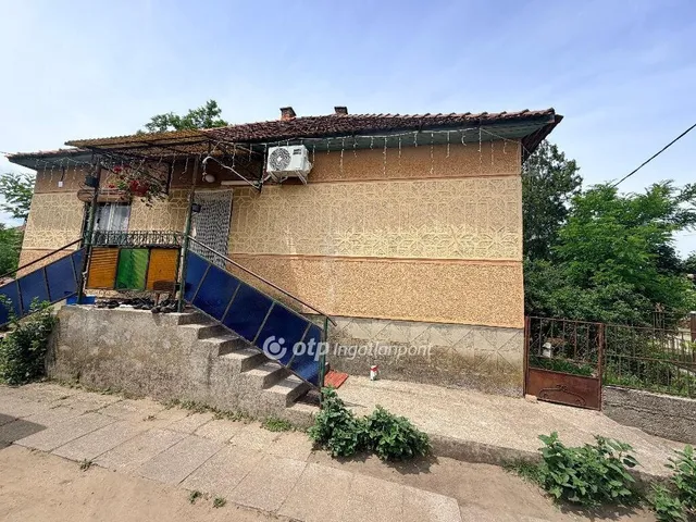Eladó ház Fülöp 75 nm