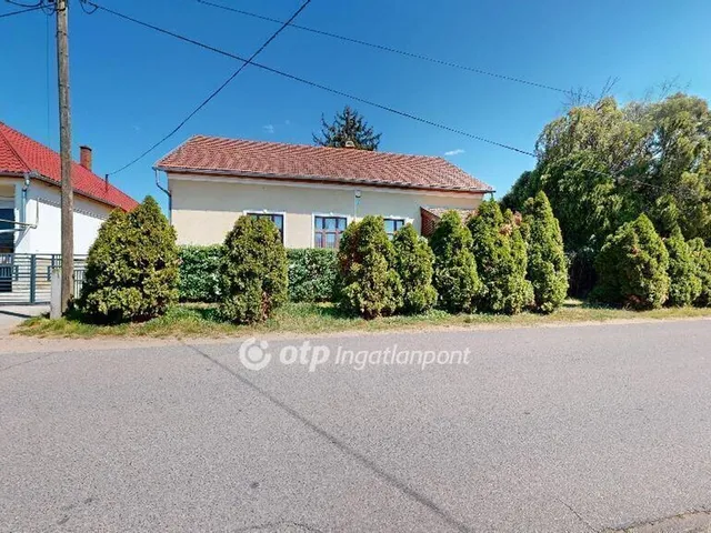 Eladó ház Baktalórántháza 150 nm