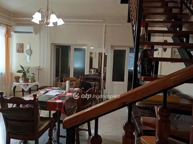 Eladó ház Mátészalka 270 nm