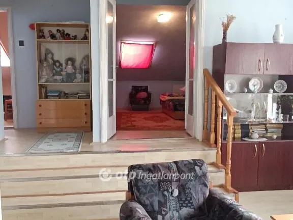 Eladó ház Baktalórántháza 330 nm