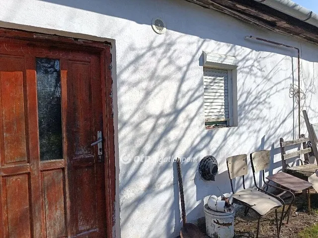 Eladó ház Mikepércs 40 nm