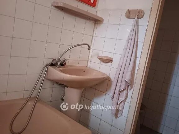 Eladó ház Zsáka 54 nm