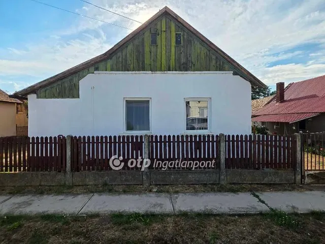 Eladó ház Nádudvar 67 nm