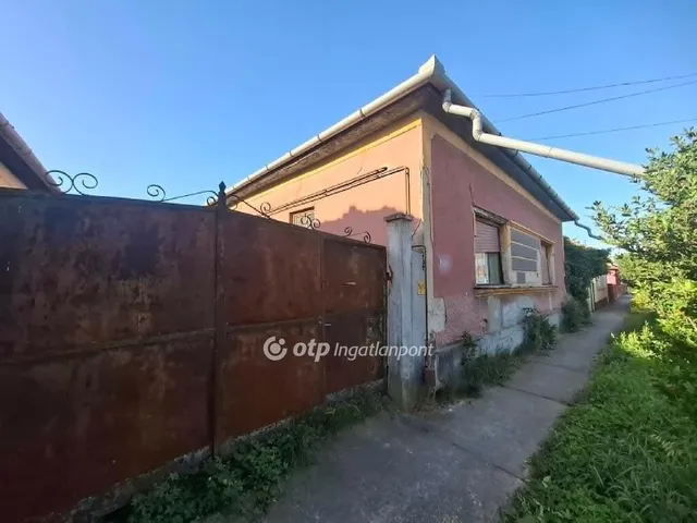 Eladó ház Biharkeresztes 60 nm