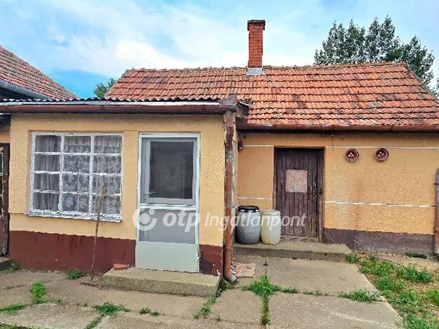 Eladó ház Mikepércs 51 nm