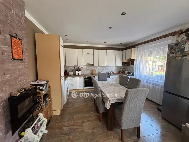 Eladó ház Hajdúböszörmény 170 nm