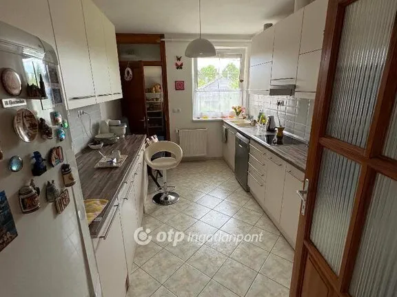 Eladó lakás Debrecen 82 nm