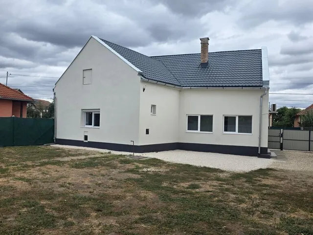 Eladó ház Hajdúszovát 88 nm