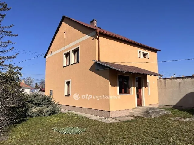Eladó ház Püspökladány 157 nm