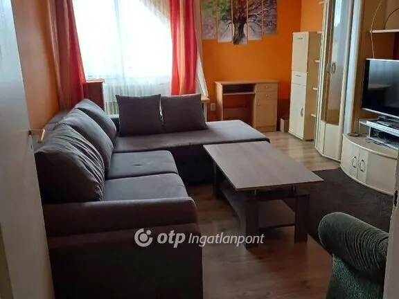 Eladó lakás Dombóvár 60 nm
