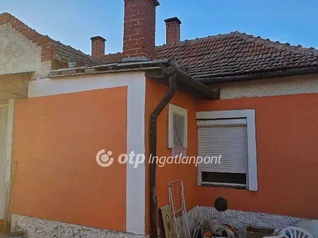 Eladó ház Mikepércs 50 nm