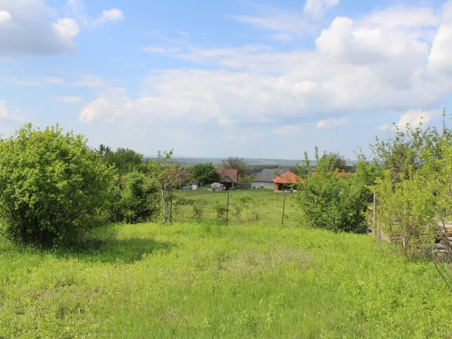 Eladó telek Biatorbágy, Pecató 1064 nm
