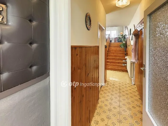 Eladó lakás Győr, Ménfőcsanak 172 nm