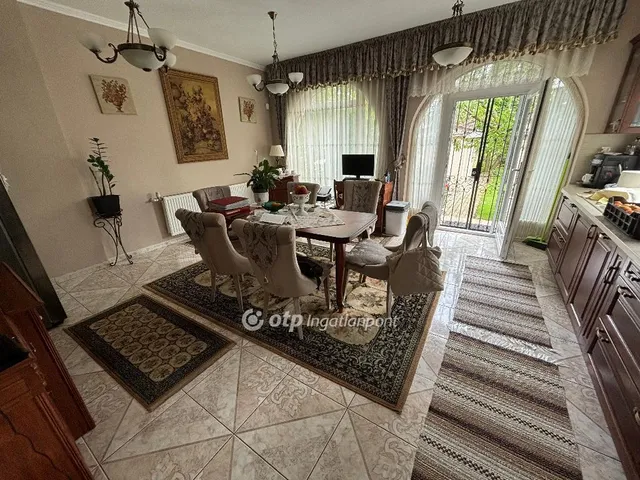Eladó ház Nyíregyháza 250 nm