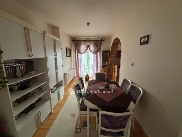 Eladó ház Nyíregyháza, Sóstóhegy 175 nm