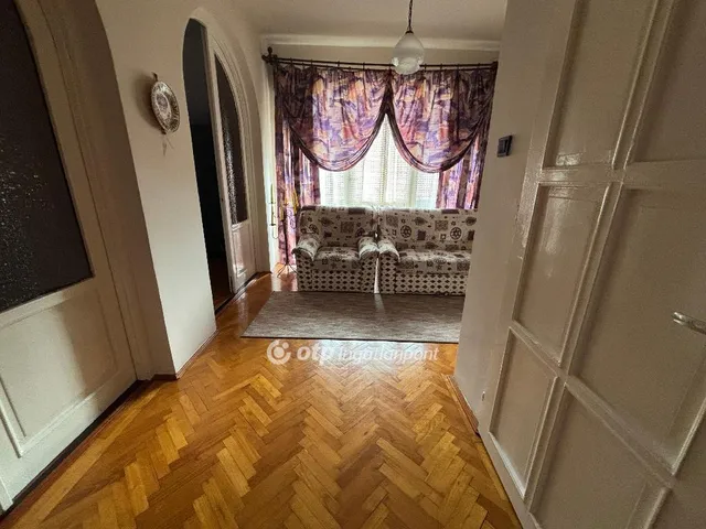 Eladó ház Nyíregyháza, Sóstóhegy 175 nm