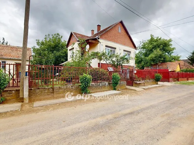 Eladó ház Újfehértó 99 nm