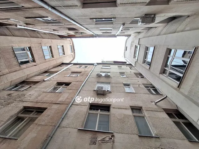 Eladó lakás Budapest I. kerület 83 nm