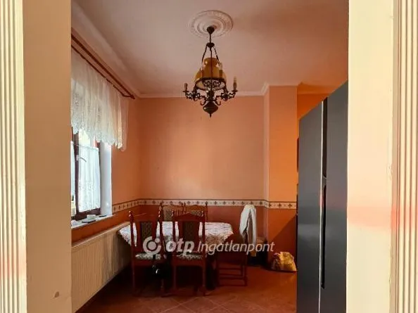 Eladó ház Tiszaeszlár 104 nm