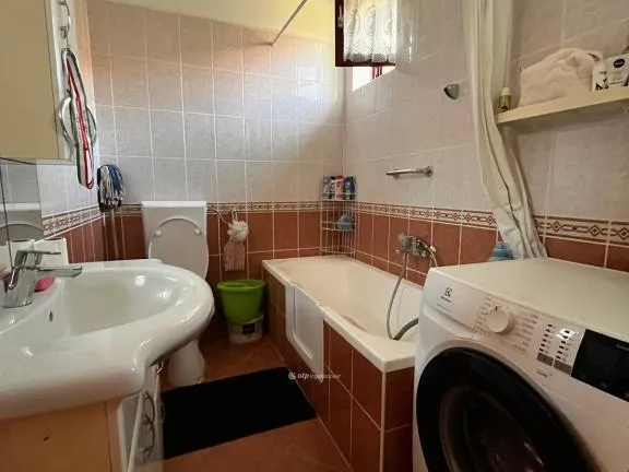 Eladó ház Tiszaeszlár 104 nm