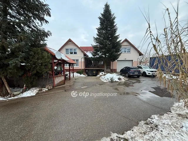 Eladó ház Nyíregyháza 210 nm